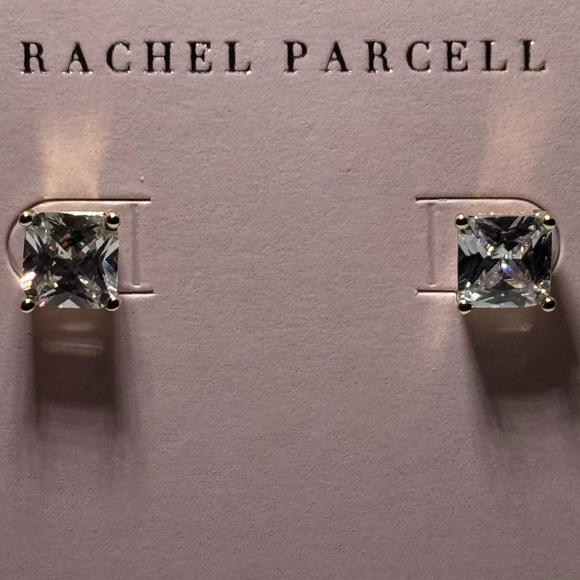 RACHEL PARCELL Gold Tone Stunning Large Square Stud Earrings NWT - Picture 2 of 6